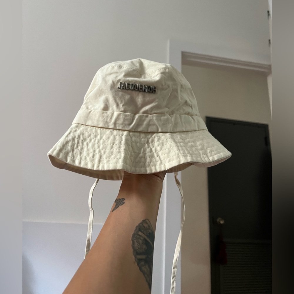 Off white - jacquemus bucket hat